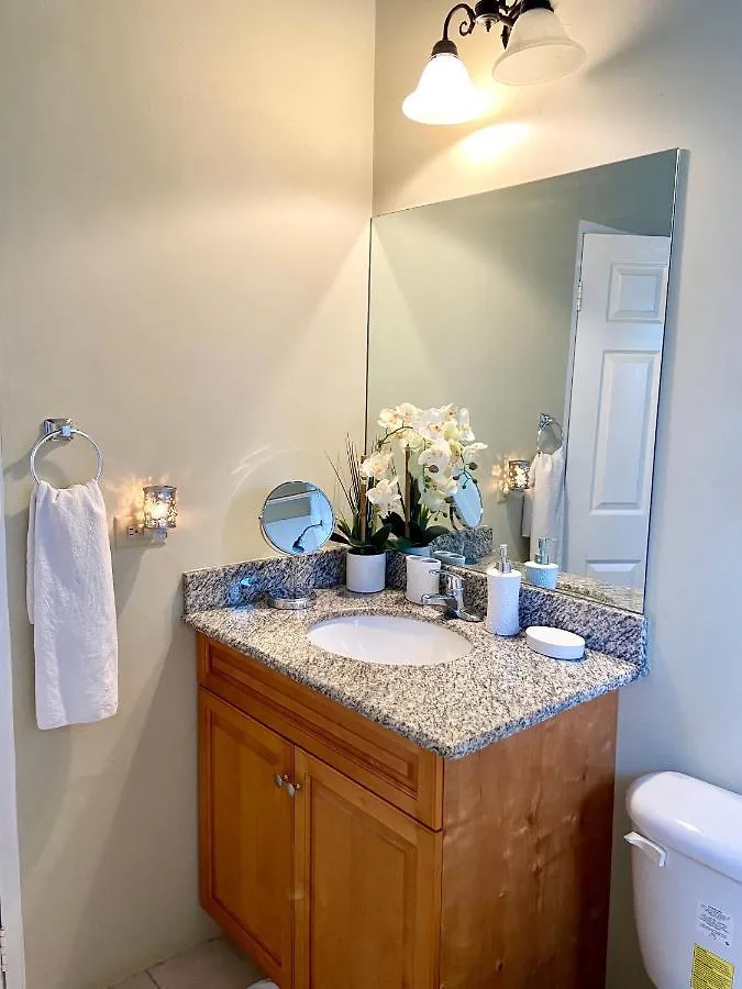 Holiday home Rose Bed And Breakfast Runaway Bay